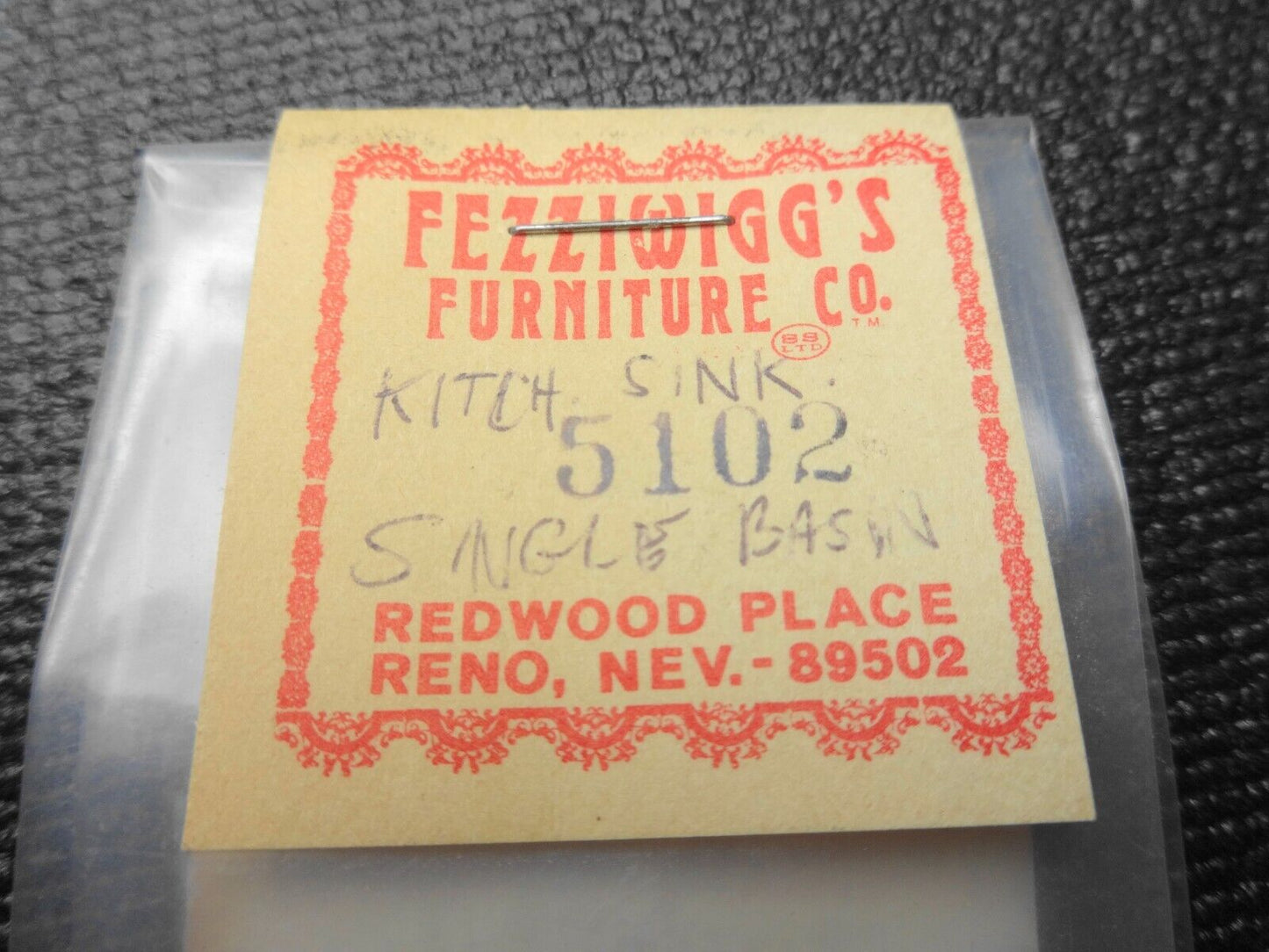 Vintage Fezziwigg's Furniture Co HO - Kitchen Sink - Diecast 5102 NOS