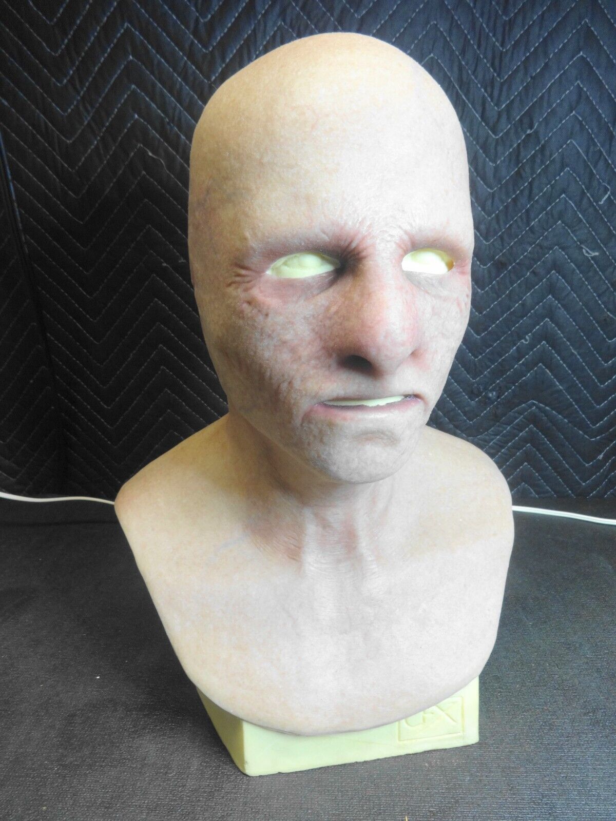 Composite Effects CFX "Smooth" Silicone Mask with Head Form - SMSTH01