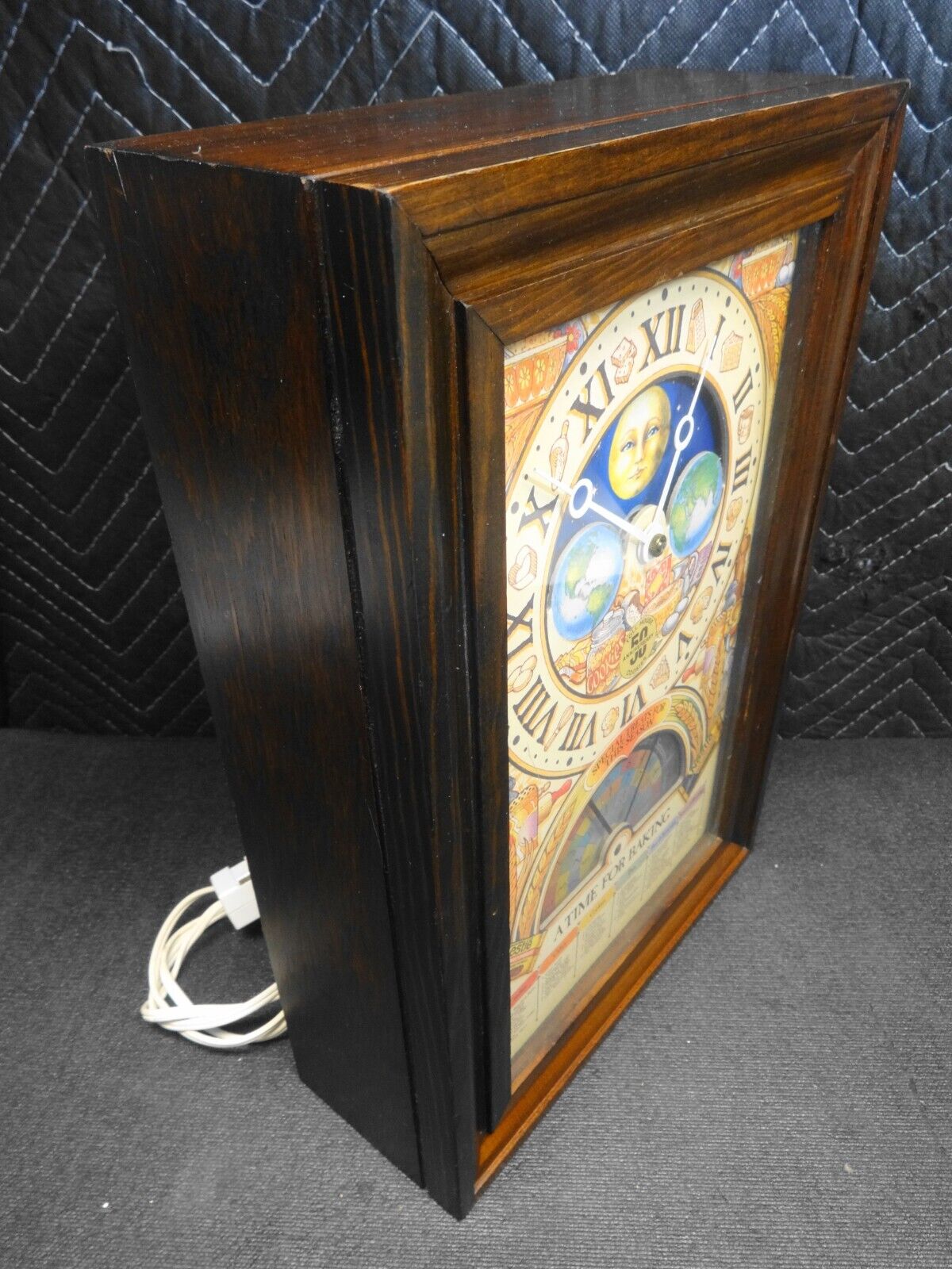 Vintage 1979 Nestle A Time for Baking Clock Toll House Cookies 50th Anniversary