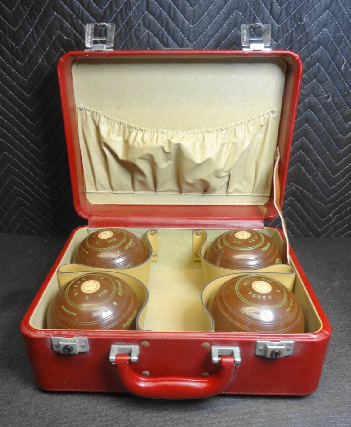 Vintage Henselite Champion Model Lawn Bowl Set of 4 - Size 4 7/8 in case