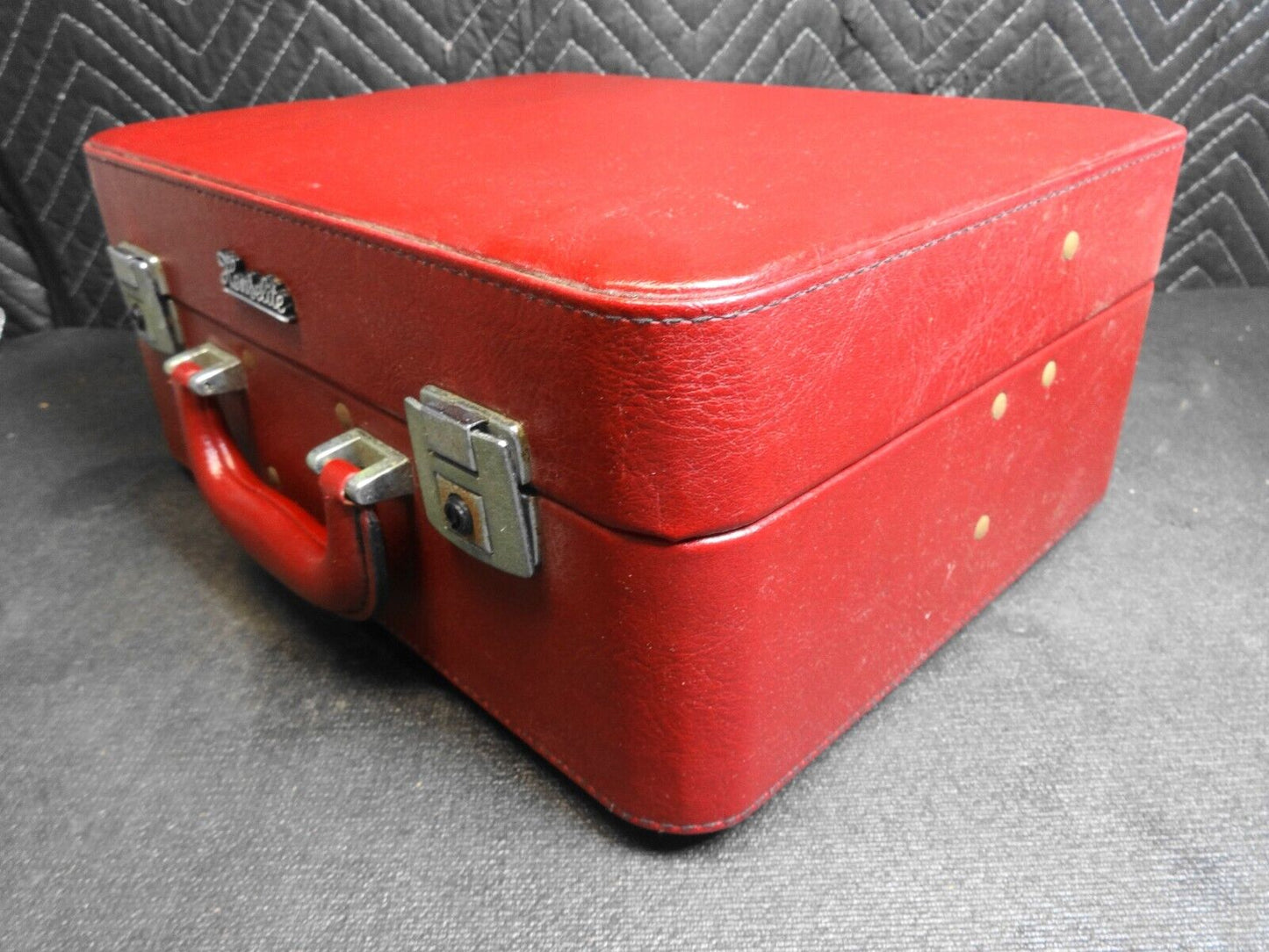 Vintage Henselite Champion Model Lawn Bowl Set of 4 - Size 4 7/8 in case