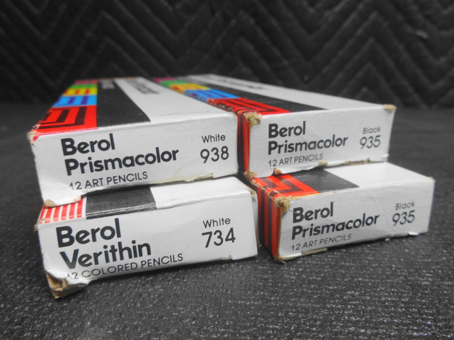 Vintage Berol Prismacolor Eagle Art Pencils 24x Black 935 White 8x 734 & 6x 738