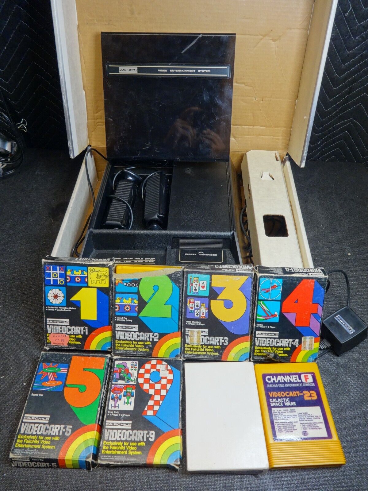 Fairchild Channel F Video Entertainment System And 8 Videocarts - Working