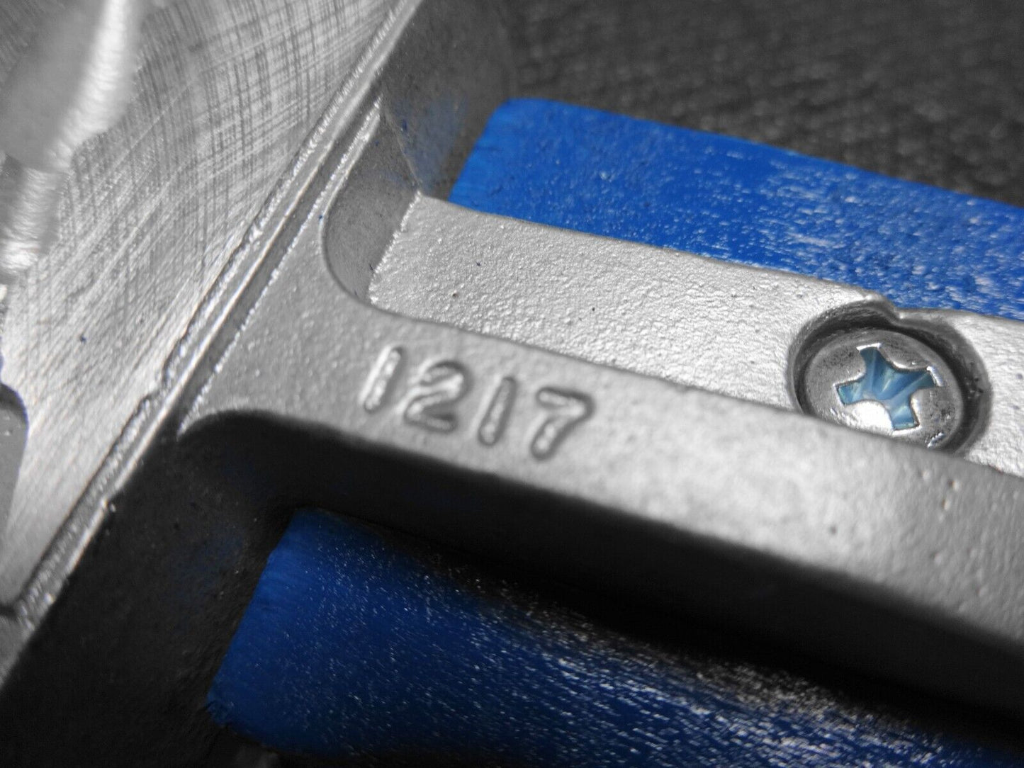 DO IT Molds BUZZ SPIN - BSJ-2-3812 - 3/8 & 1/2 Oz Lead Weight Mold