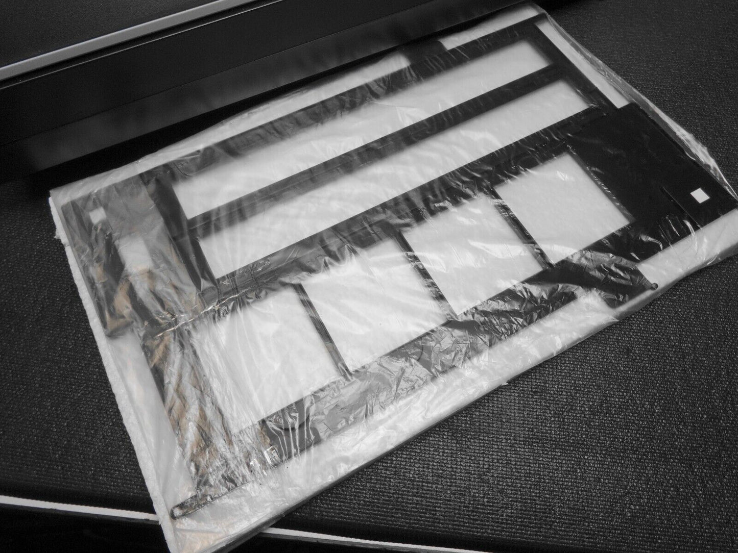 Epson Perfection V600 Photo Scanner In Box With Trays, USB Cable & Software