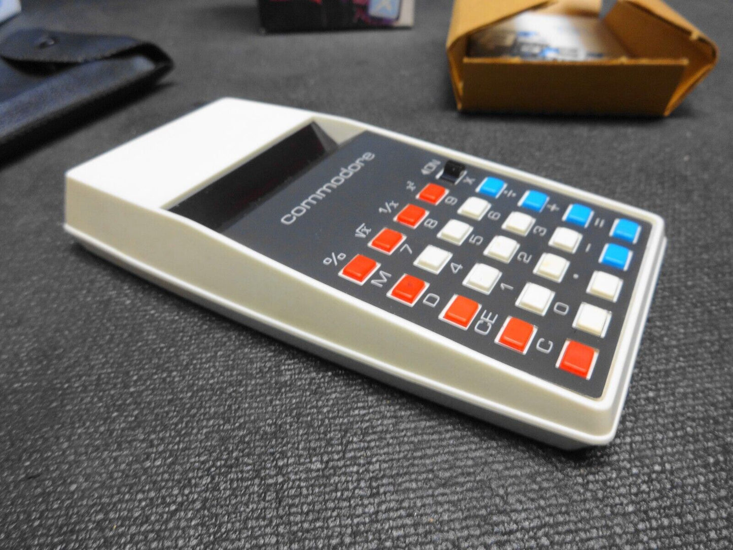Vintage RARE Commodore Calculator Model 889D w/ Case, Manual, Box - NOS