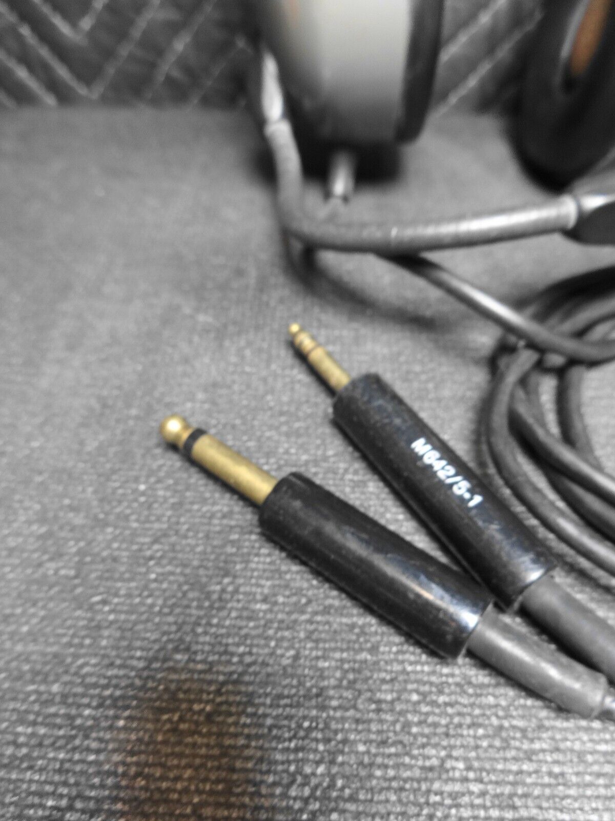 Pilot Avionics Professional Series Aviator Headphones PA 11-90