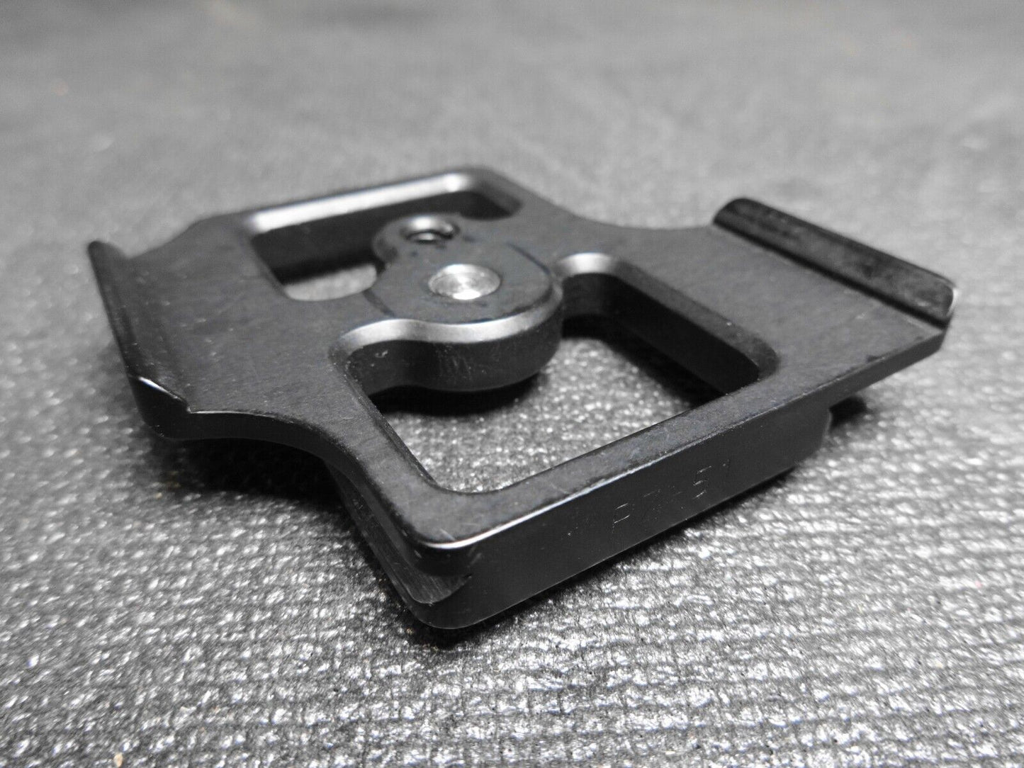 Kirk PZ-51  Arca Style Quick Release Camera Plate for Fujifilm S1 Pro