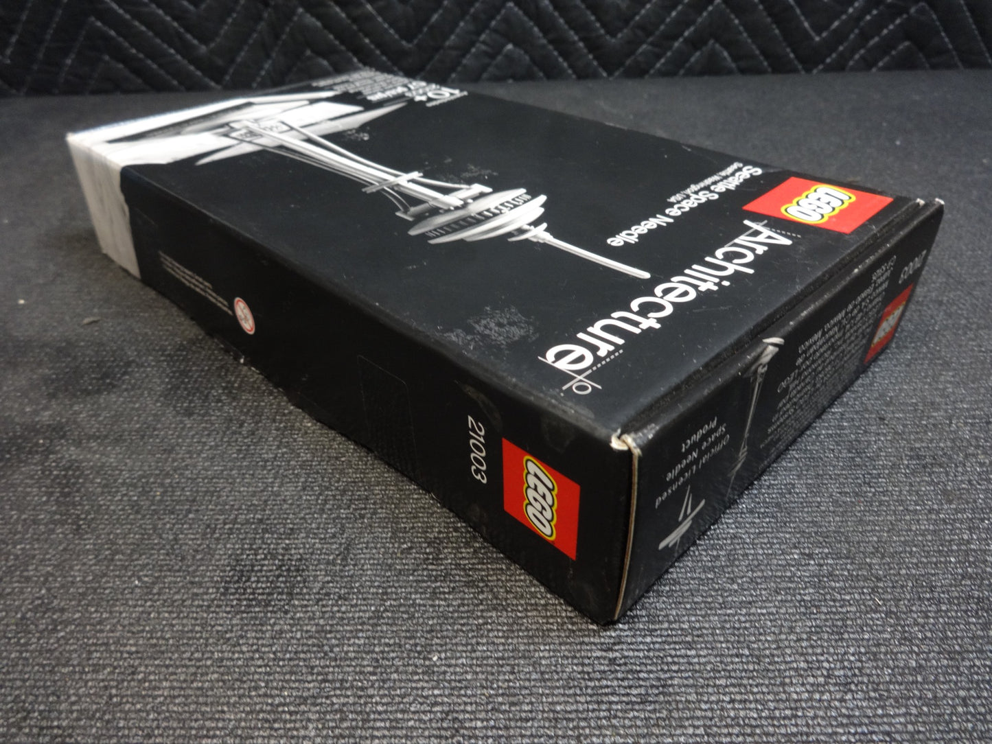 Lego Architecture Space Needle Set #21003 Retired Factory Sealed Some Wear Box