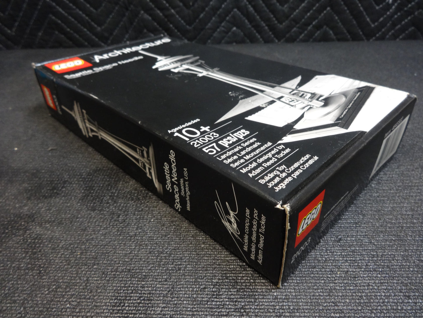 Lego Architecture Space Needle Set #21003 Retired Factory Sealed Some Wear Box