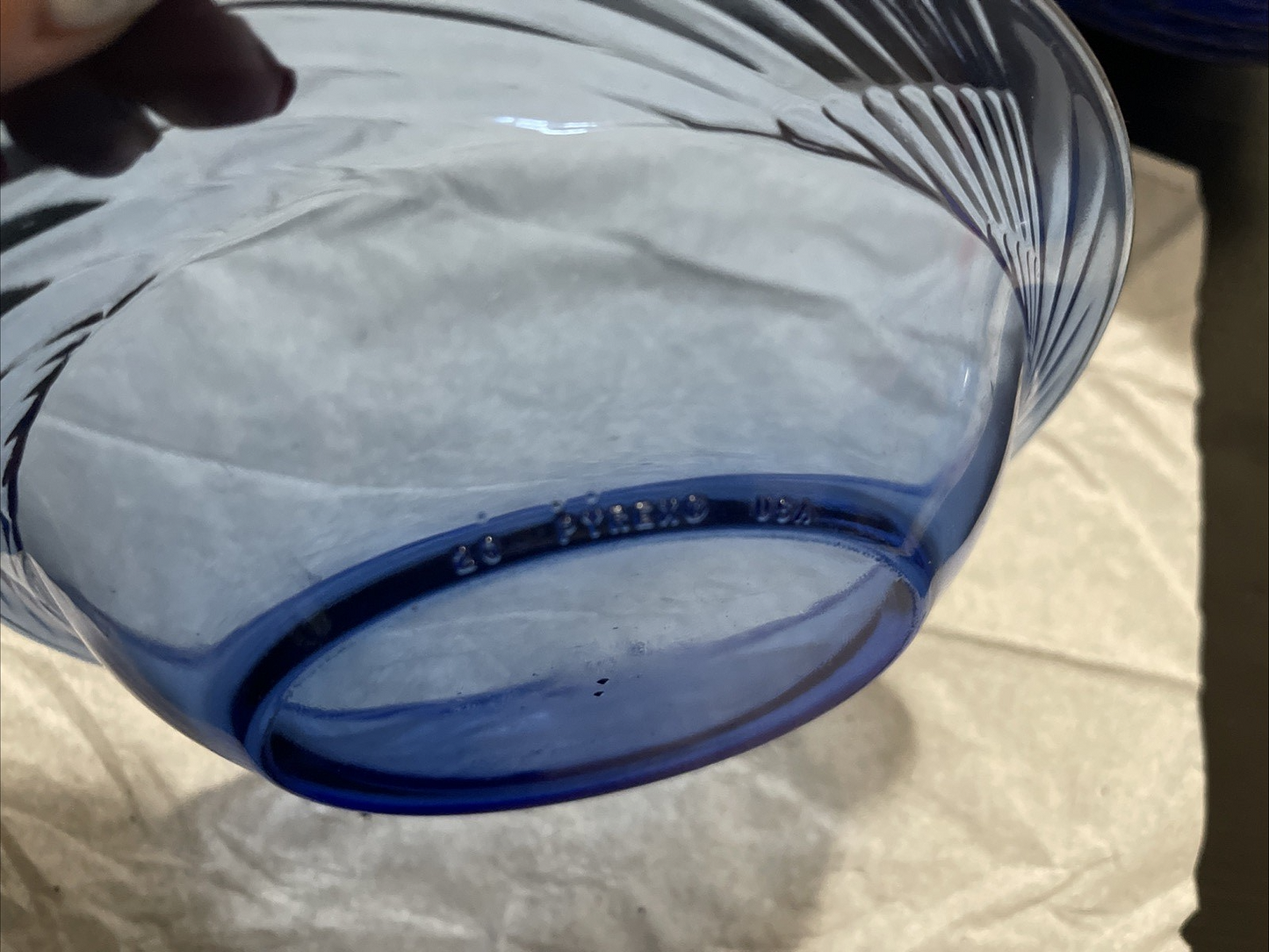 Pyrex Festiva Cobalt Blue Glass Swirl Set Of 9 Rimmed Soup Bowls 7 1/2"