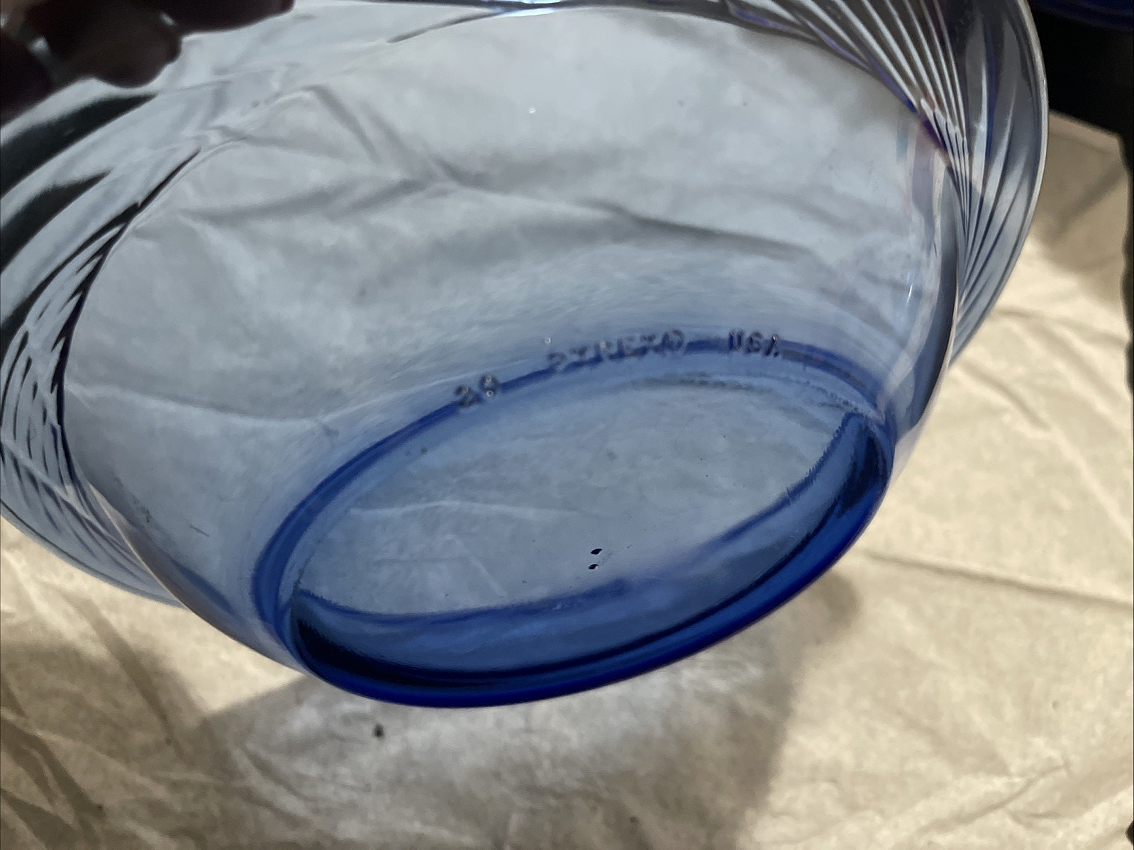 Pyrex Festiva Cobalt Blue Glass Swirl Set Of 9 Rimmed Soup Bowls 7 1/2"