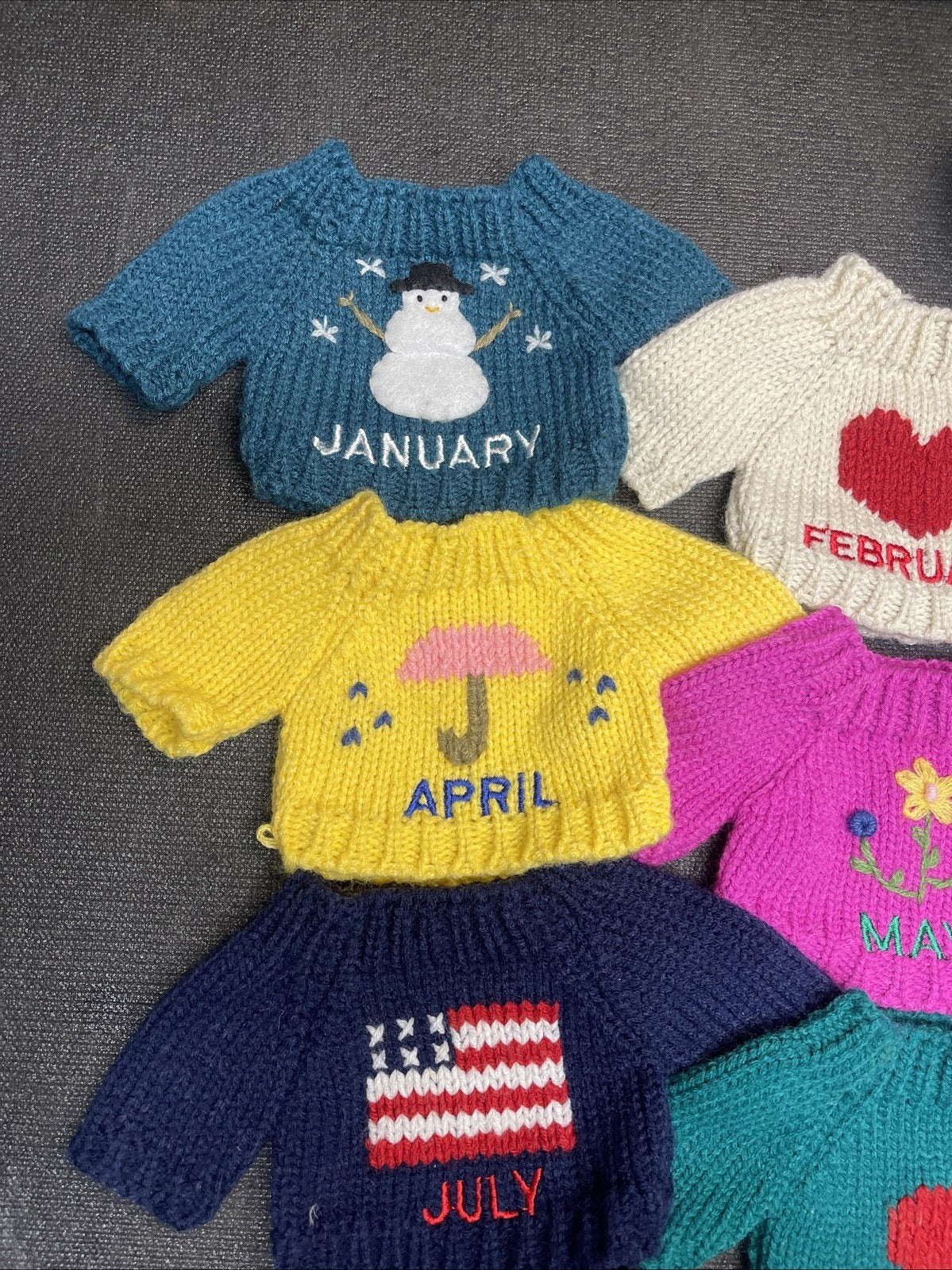 12 Vintage Boyds Bear Sweaters Of The Month