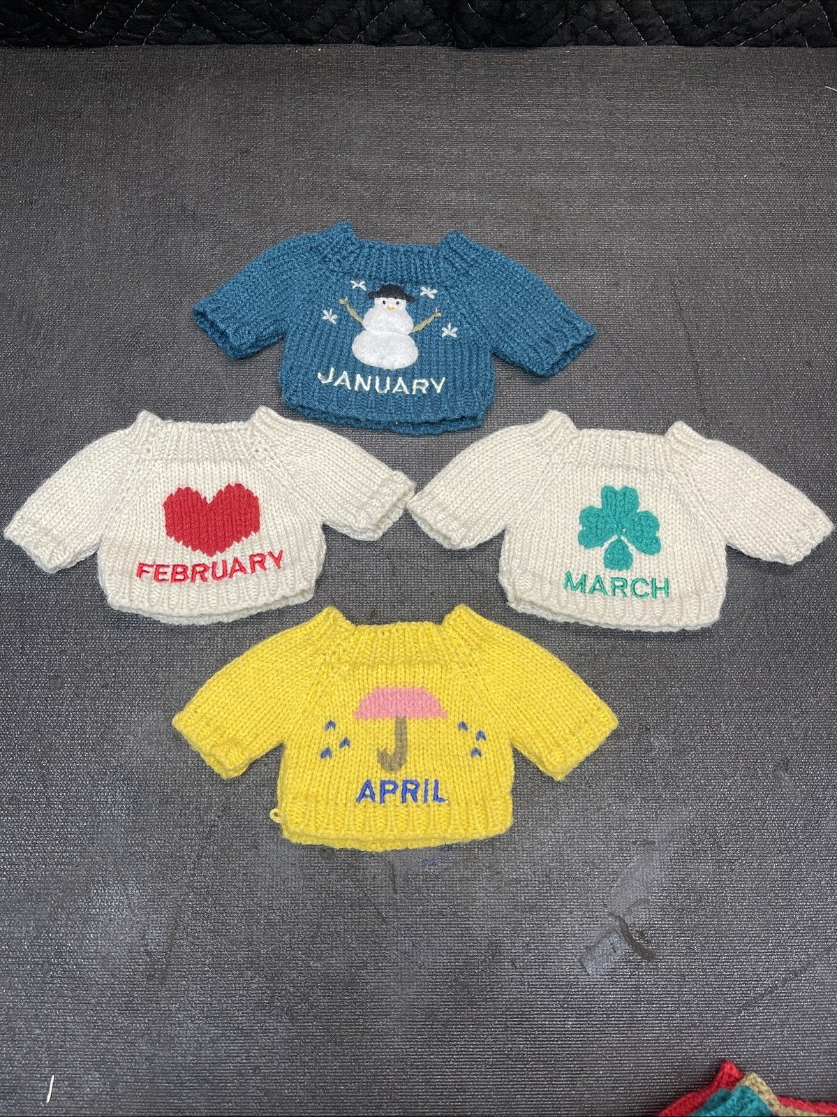 12 Vintage Boyds Bear Sweaters Of The Month