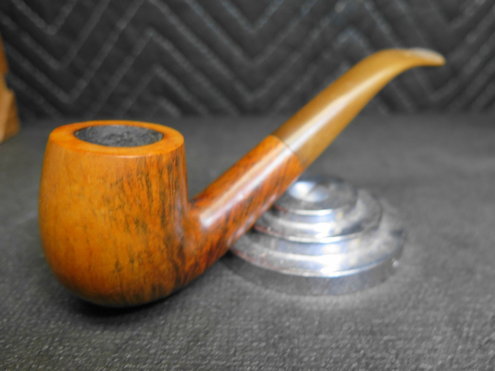 Comoys Blue Riband 43 Bent Billiard Tobacco Pipe