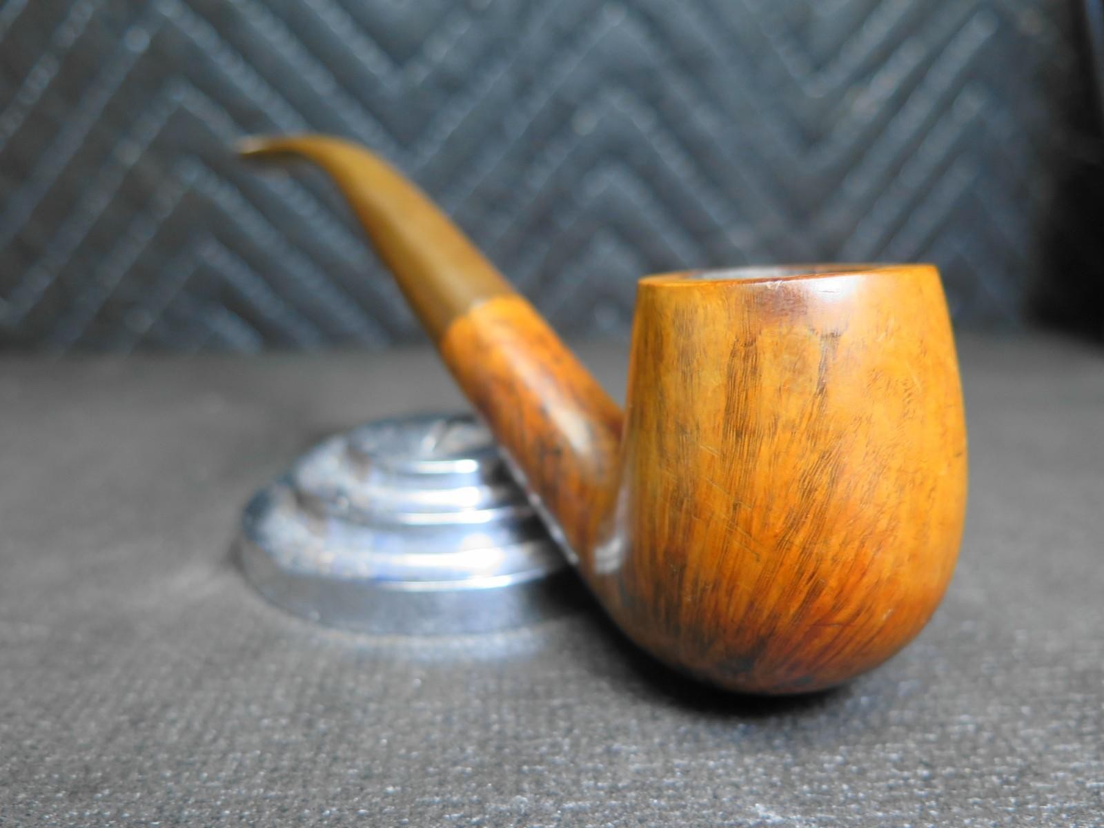 Comoys Blue Riband 43 Bent Billiard Tobacco Pipe
