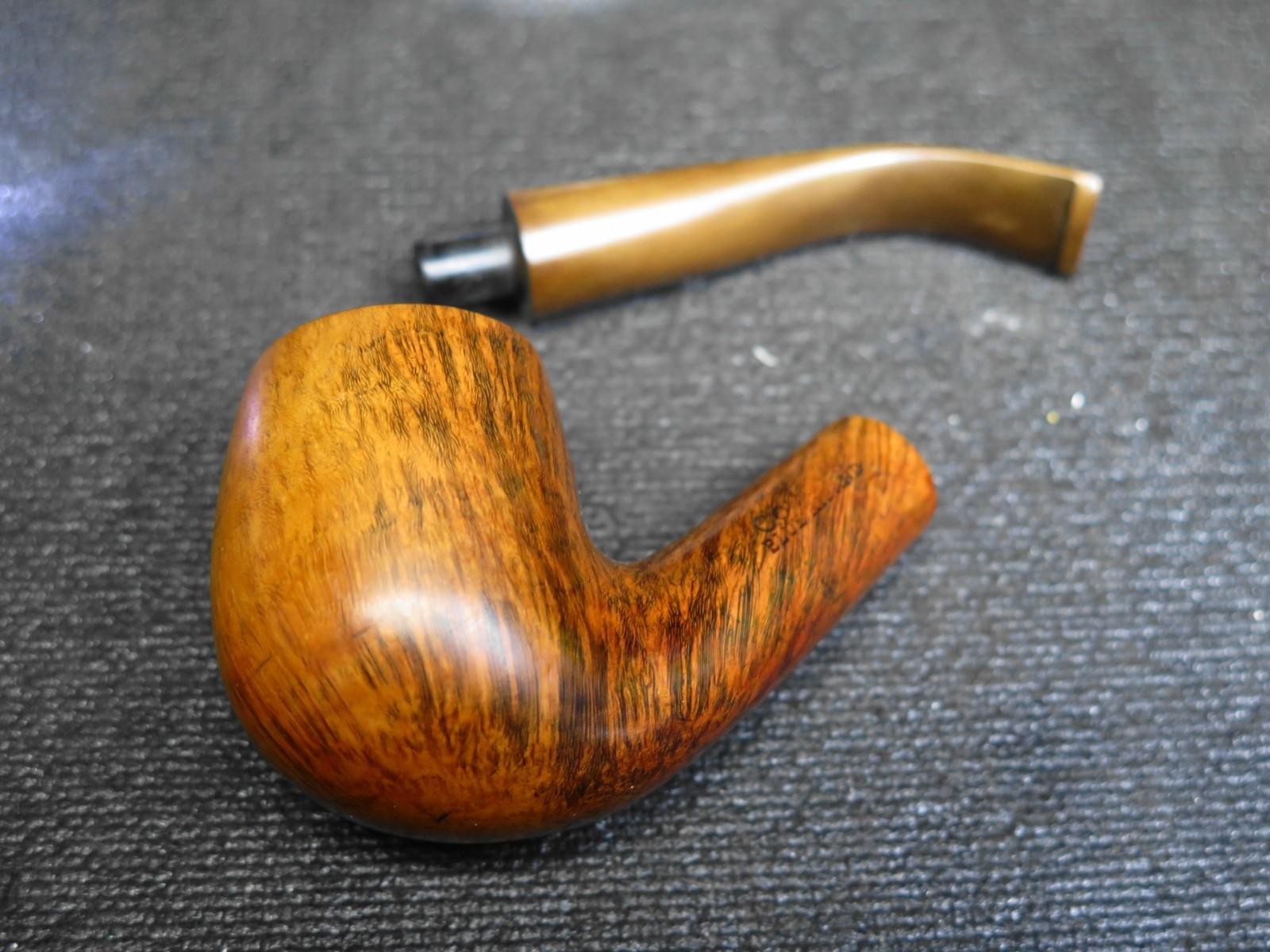 Comoys Blue Riband 43 Bent Billiard Tobacco Pipe