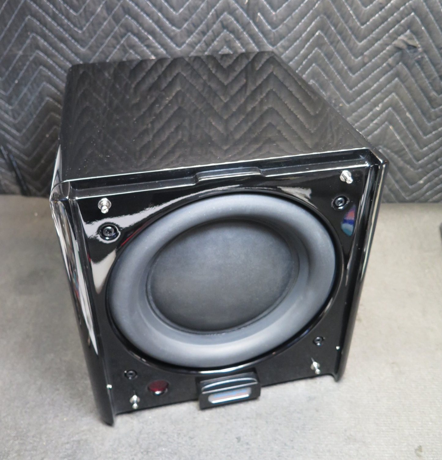 VELODYNE DD10BG DIGITAL DRIVE SERIES DD10BG Subwoofer w/ Calibration Microphone