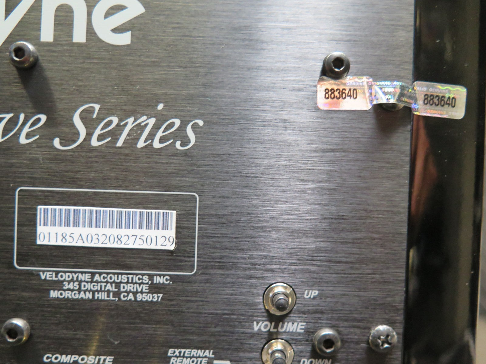 VELODYNE DD10BG DIGITAL DRIVE SERIES DD10BG Subwoofer w/ Calibration Microphone