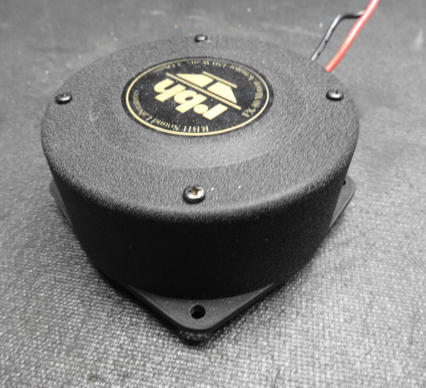 RBH FX-80 Motion Bass Shaker - Sub / Motion Transducer 150 Watts 4 Ohms.