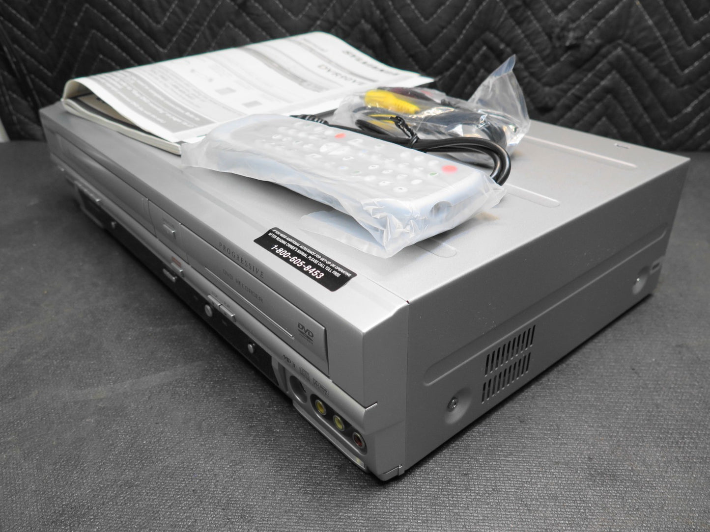 Sylvania DVR90VF DVD VCR Combo Player DVD Recorder MADE BY FUNAI
