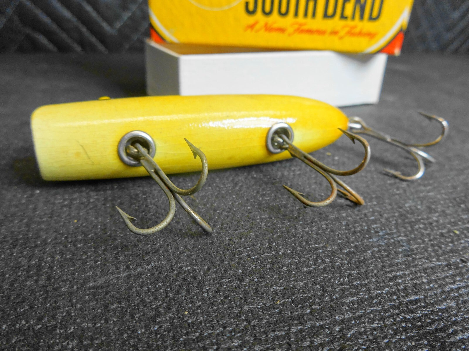 VINTAGE SOUTH BEND LURE - BASS ORENO 973 WITH BOX