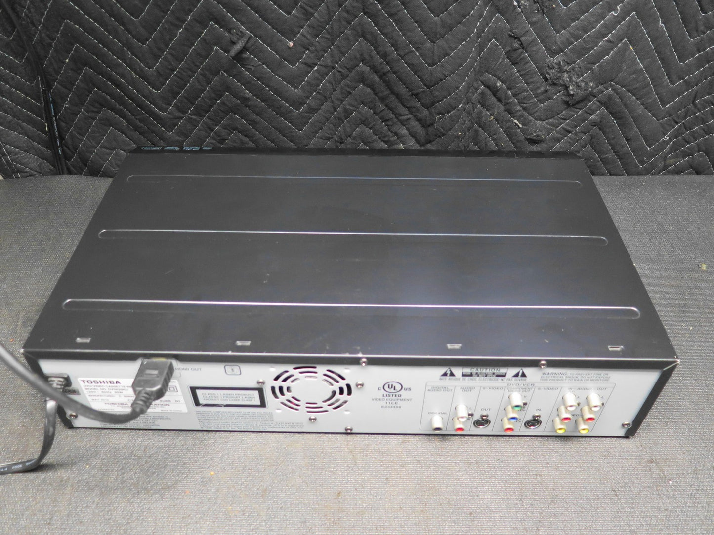 Toshiba DVR620KU DVD VHS Recorder Combo w/ Remote 1080p Upconversion *SERVICED*