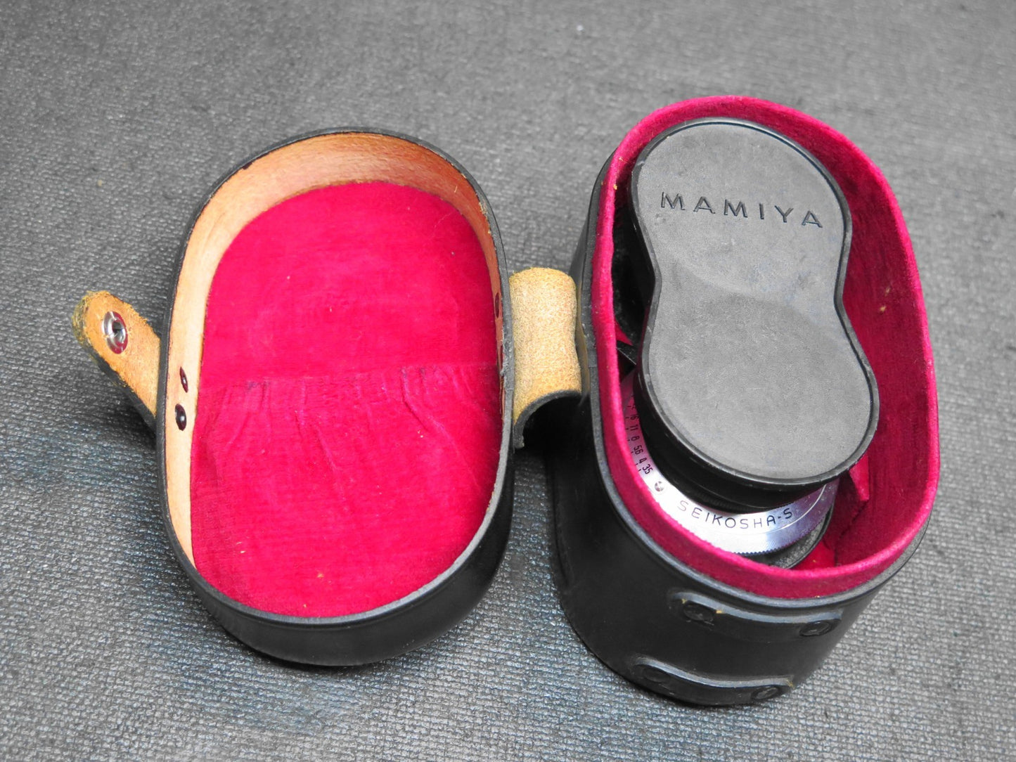 Mamiya Sekor 65mm 3.5 wide angle lens for TLR series "C" cameras