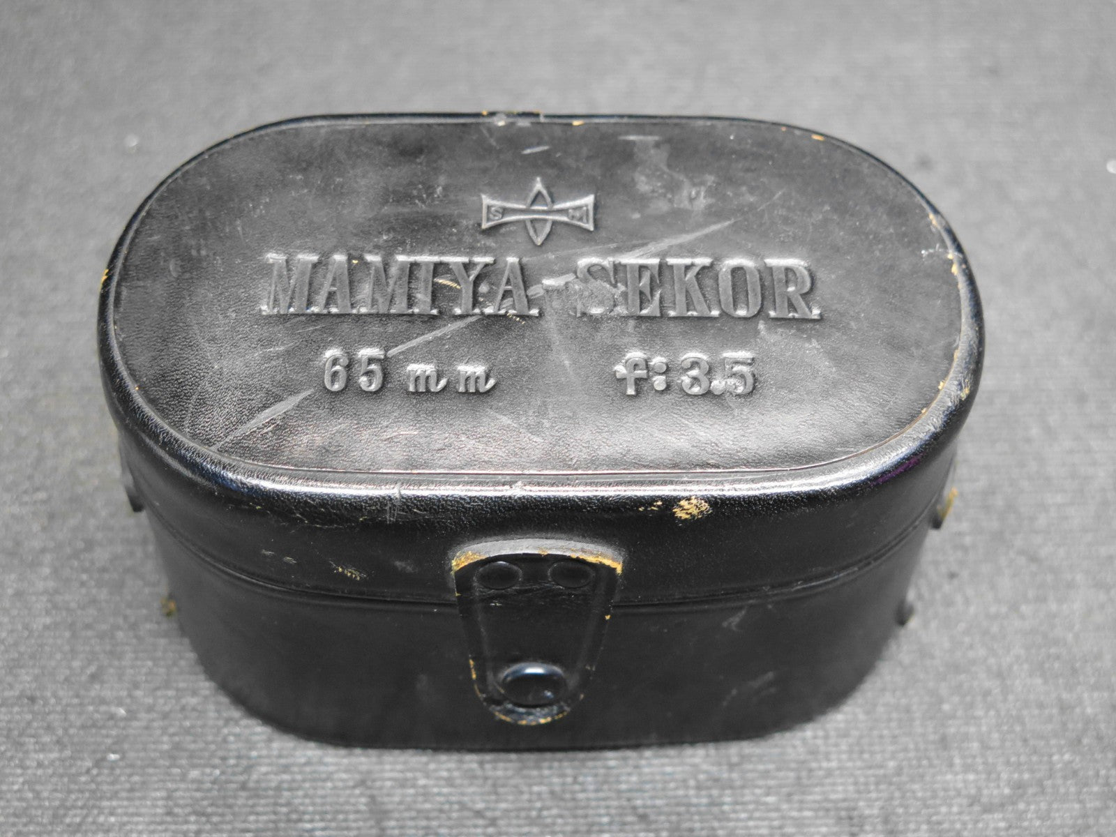 Mamiya Sekor 65mm 3.5 wide angle lens for TLR series "C" cameras