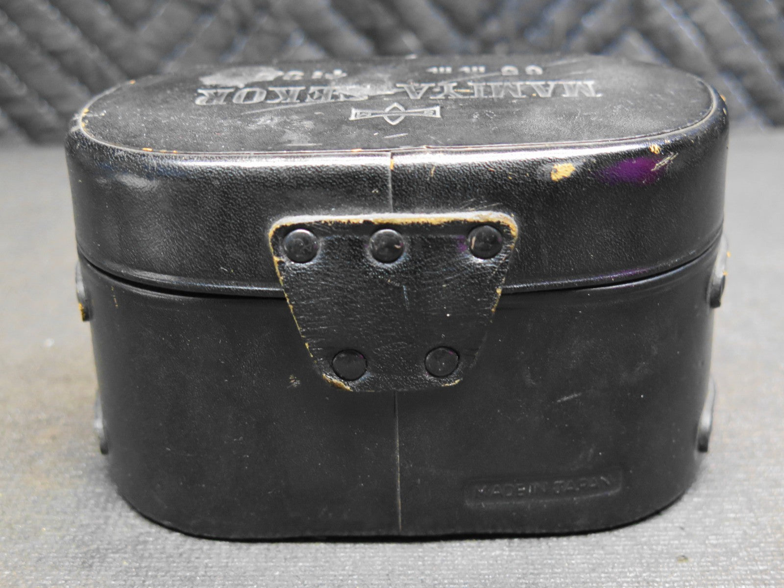 Mamiya Sekor 65mm 3.5 wide angle lens for TLR series "C" cameras