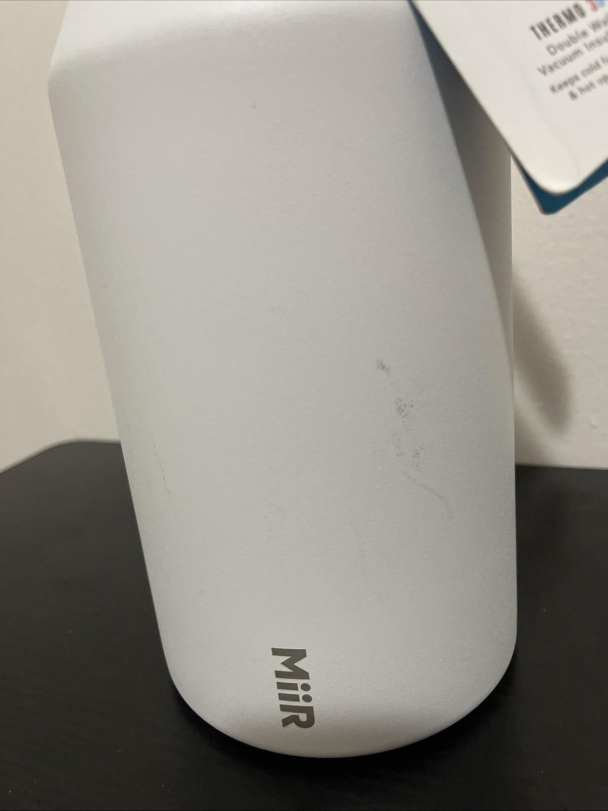 MiiR White Stainless Steel Insulated 64 oz Growler Matching Stainless Cup *READ*