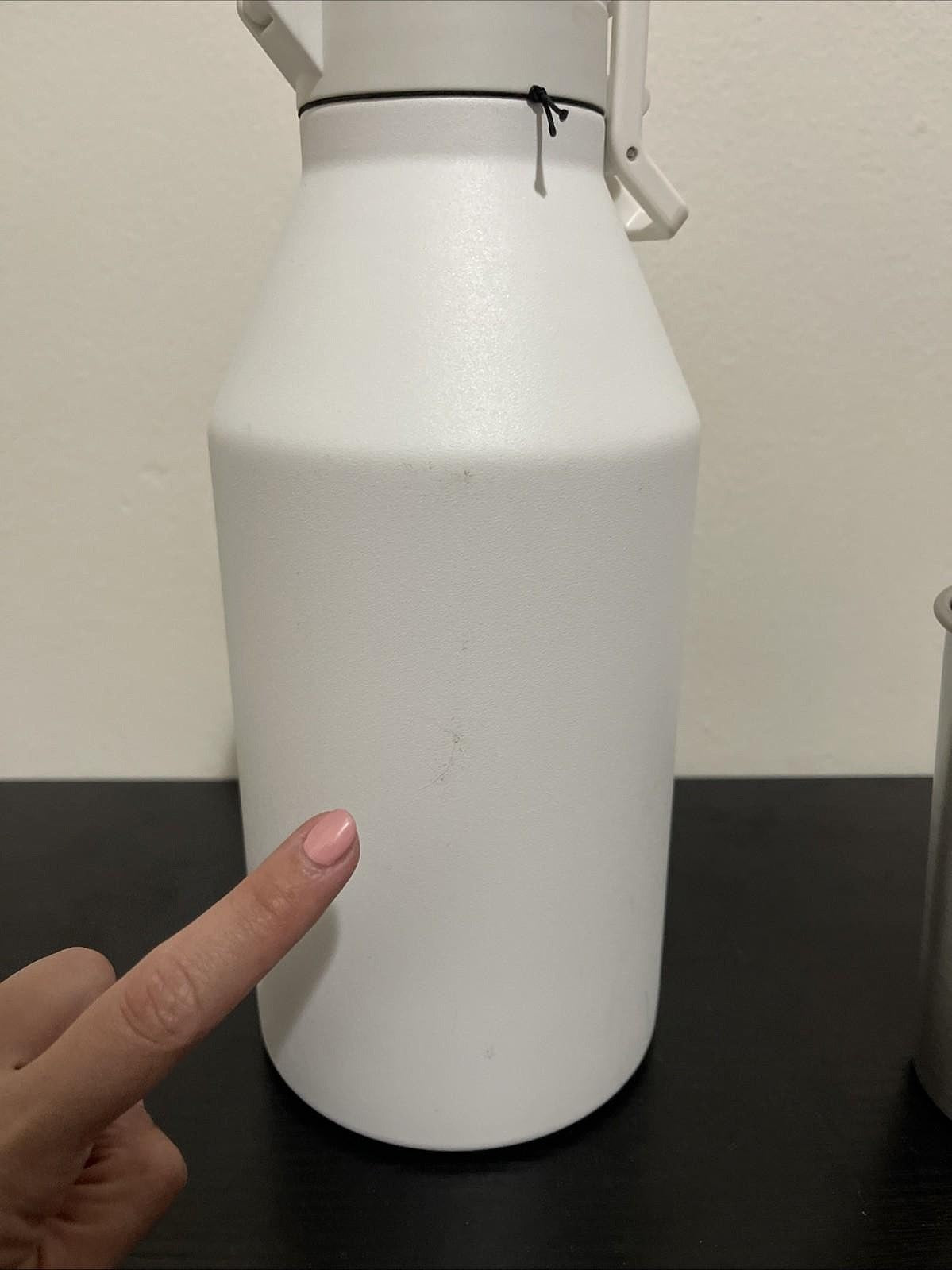 MiiR White Stainless Steel Insulated 64 oz Growler Matching Stainless Cup *READ*