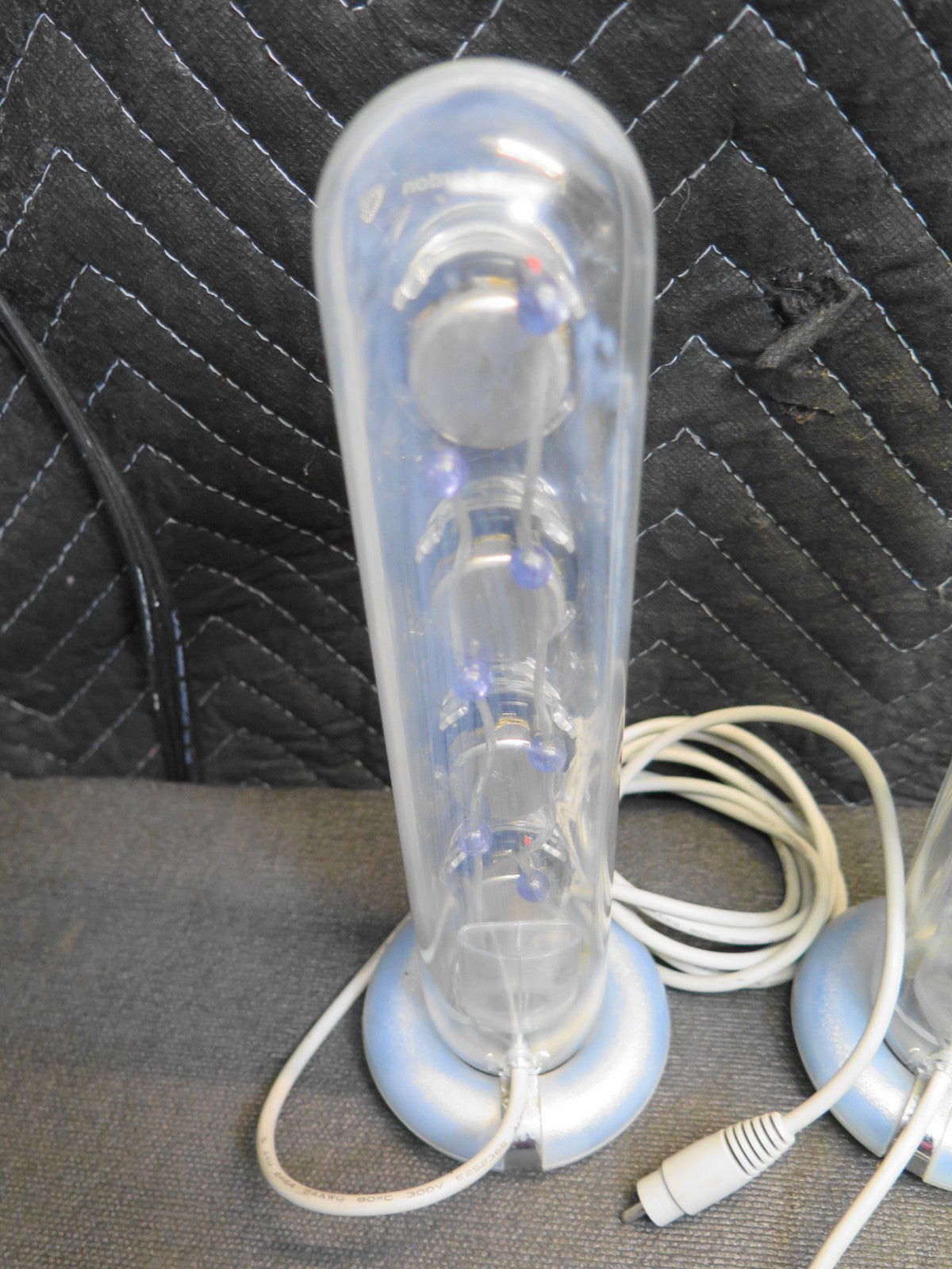 Harman Kardon SoundSticks II Subwoofer w/ 2 Satellites & Charger