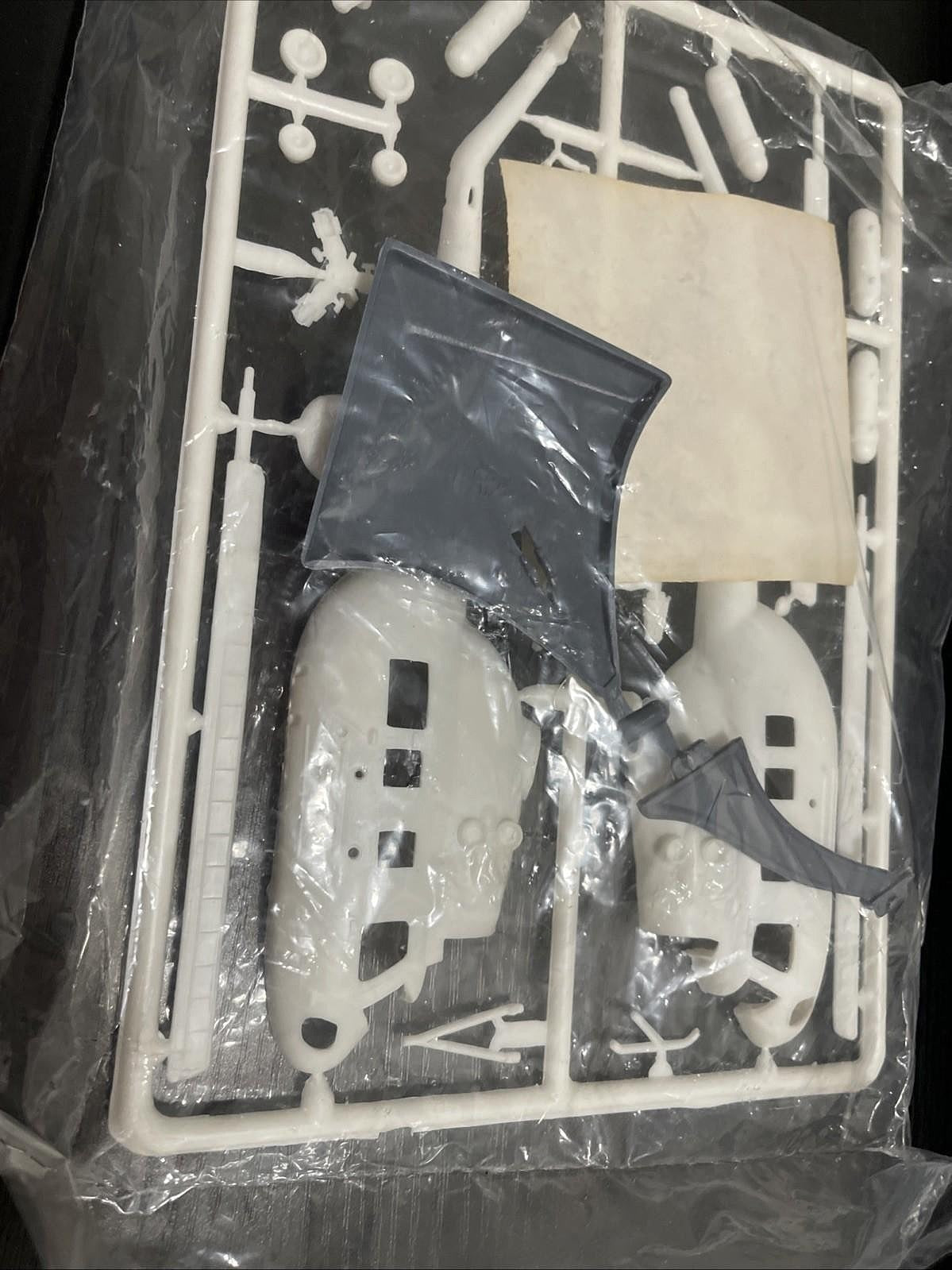 RARE Moscow Toy Factory "Krugozor" MN-2 Model Kit Open Box - Complete 1:50 Scale