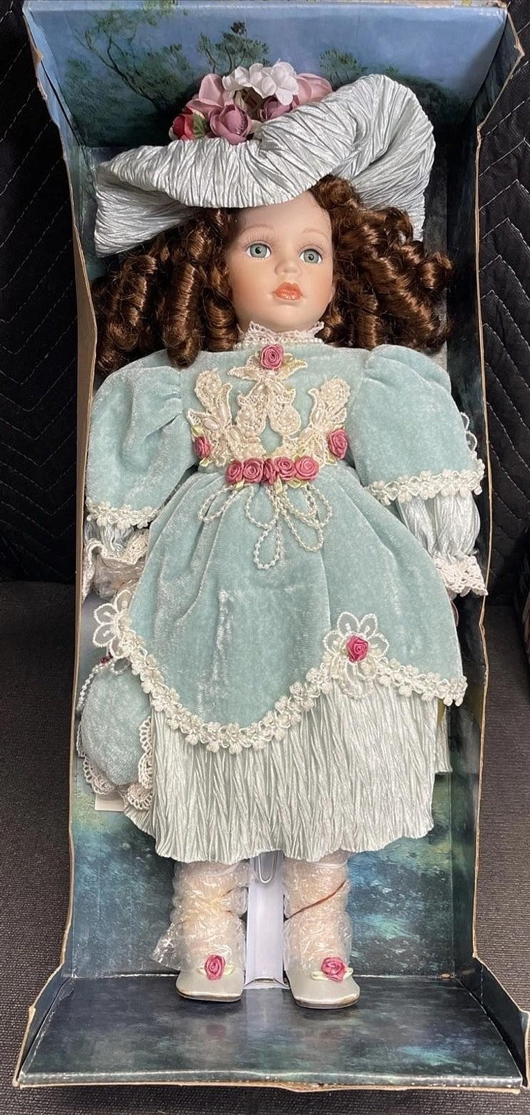 Seymour Mann dolls connoisseur collection “Julie” Plus Doll Stand NOS *Read*