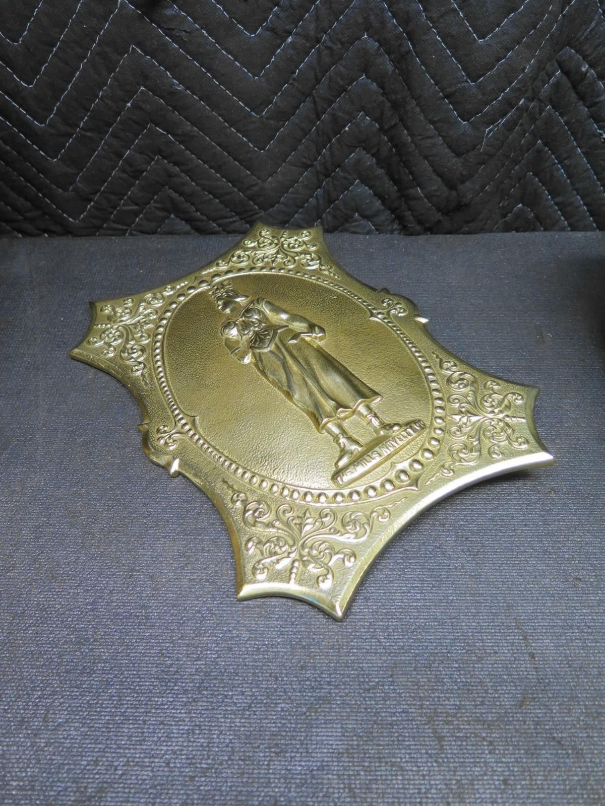 The Mills Novelty Co - Advertising Display Promotional Shield / Plaque