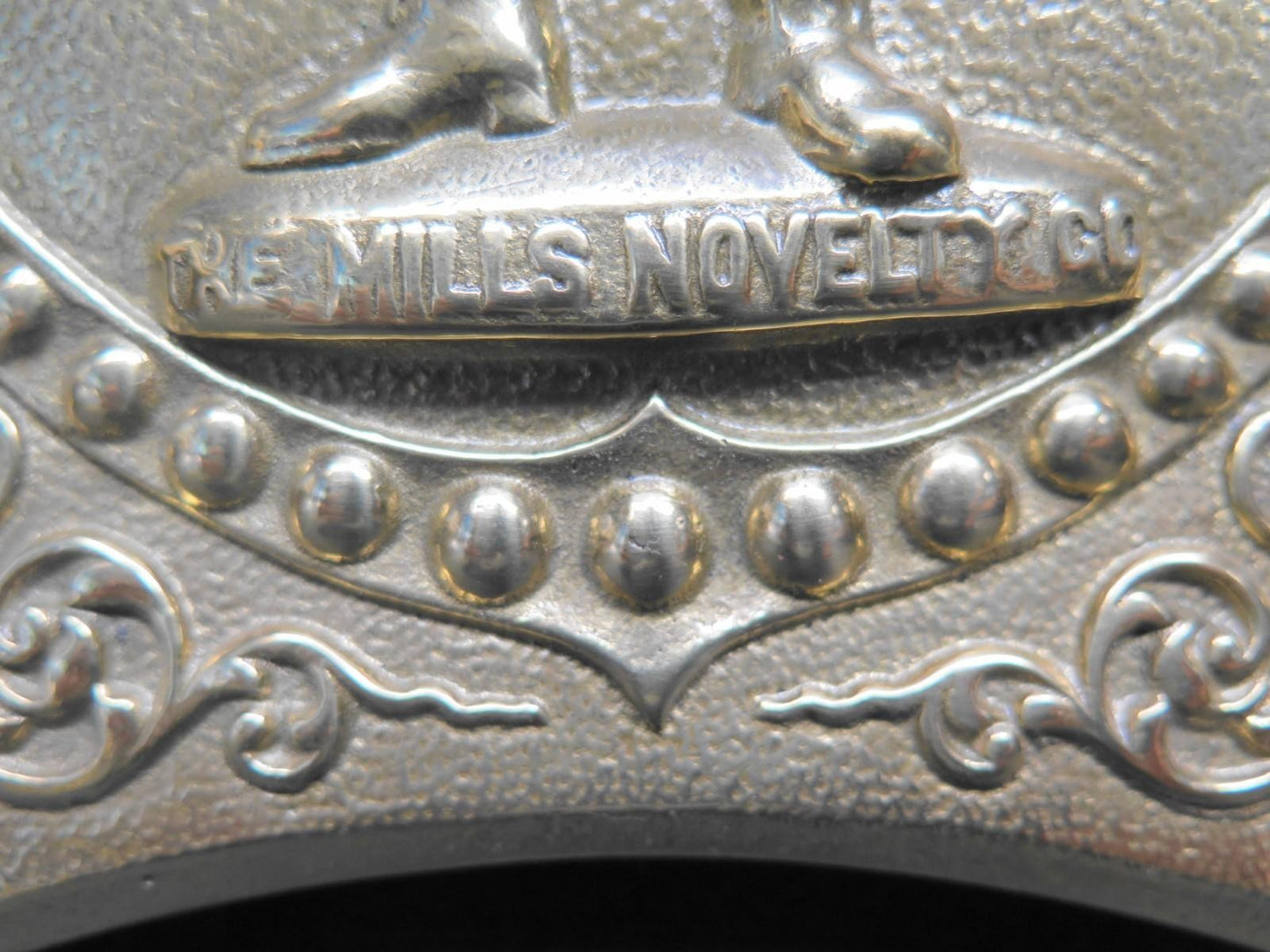 The Mills Novelty Co - Advertising Display Promotional Shield / Plaque
