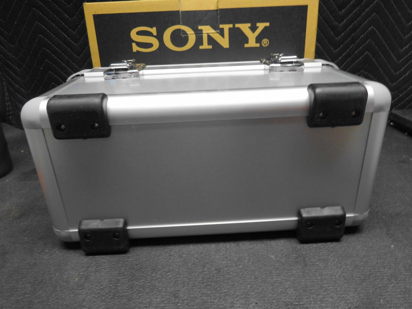 BRAND NEW - Sony Hard Handycam Carrying Case Only - Silver   LCH-TRV900   *NIB*