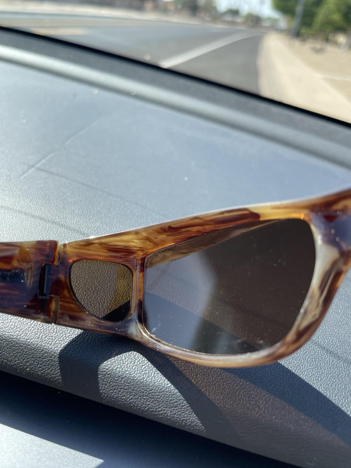 Jonathan Paul Fitovers JETT 002A Polarized UV 400 Sunglasses - READ - W/case