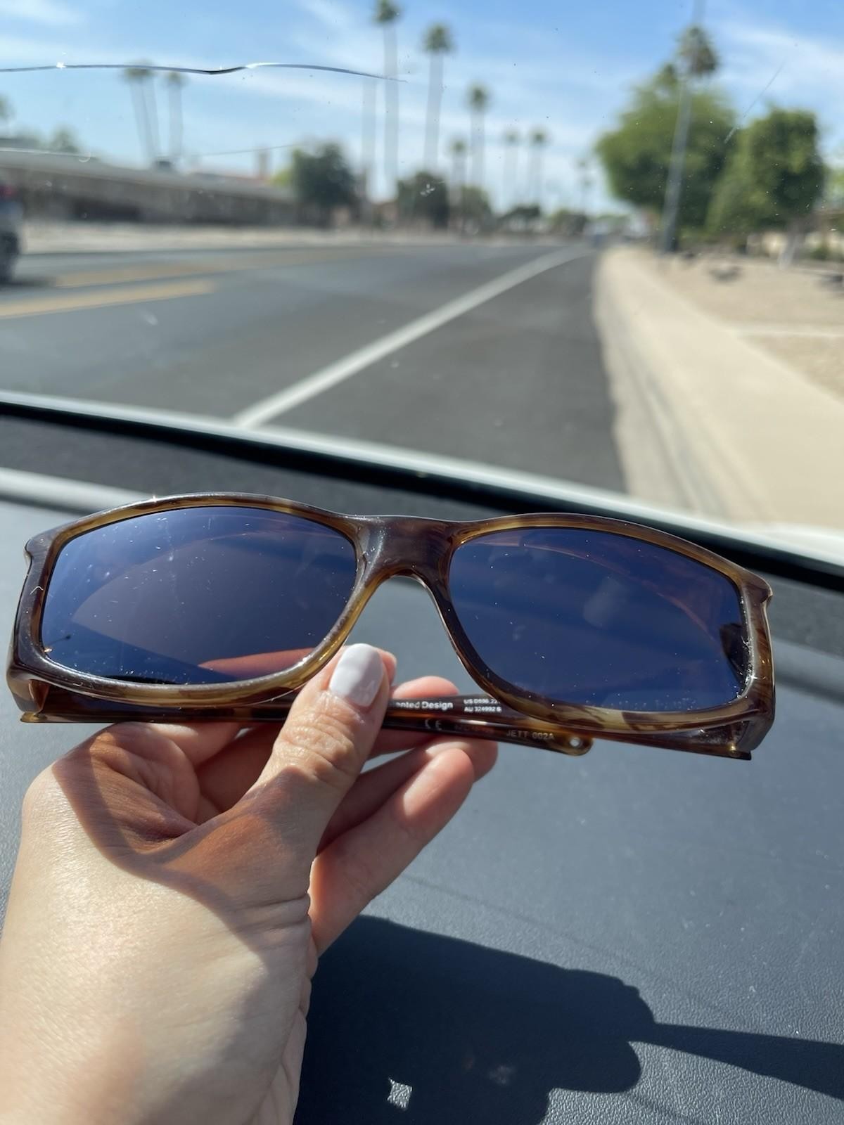 Jonathan Paul Fitovers JETT 002A Polarized UV 400 Sunglasses - READ - W/case