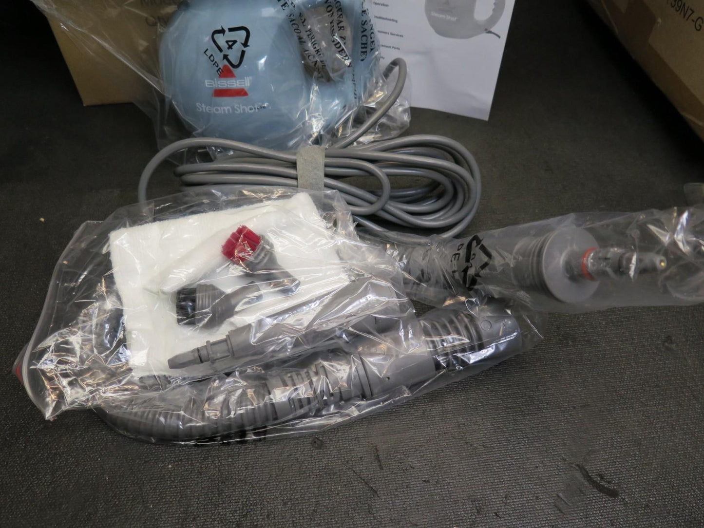 BISSEL Steam Shot Hand Held Steamer Cleaner - New in Box - 39N7-8