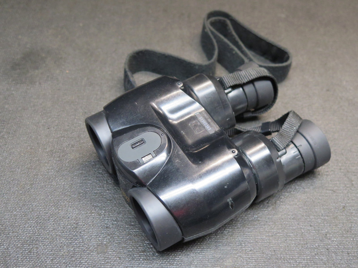 Canon 10x30 IS Image Stabilizer Binoculars with Case and Strap - Working