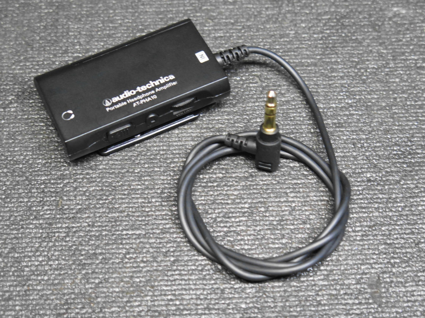 AUDIO TECHNICA AT-PHA10 | Headphone Amplifier – Portable Amp