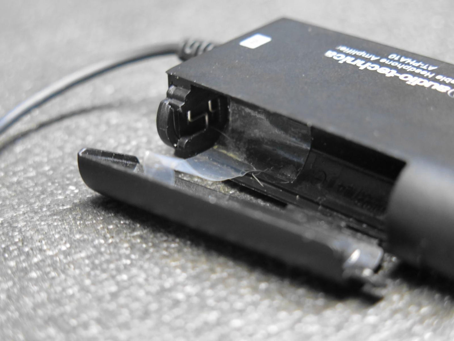 AUDIO TECHNICA AT-PHA10 | Headphone Amplifier – Portable Amp