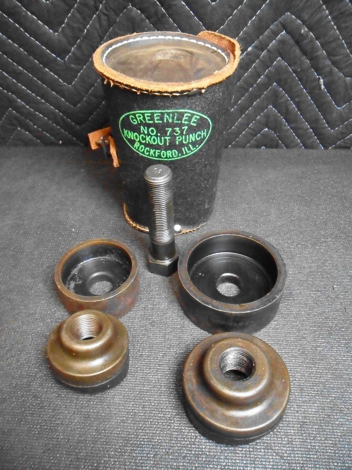 Vintage GREENLEE 737 Conduit Knockout Punch Tool Set 1-1/2' & 2'' w Leather Case