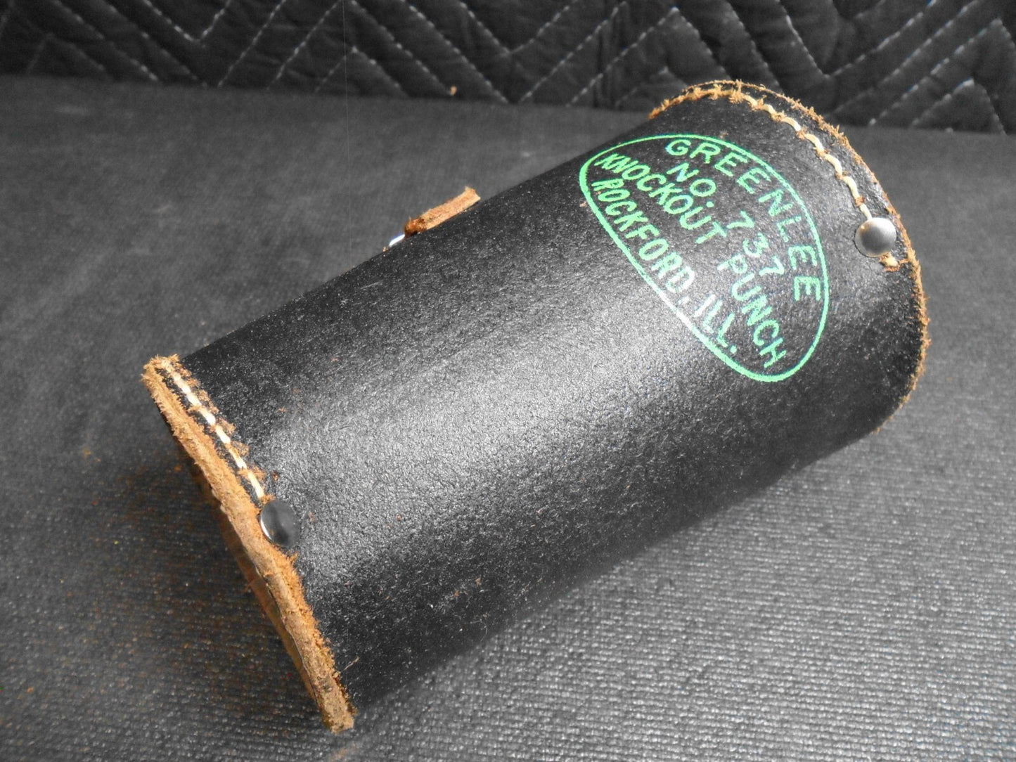 Vintage GREENLEE 737 Conduit Knockout Punch Tool Set 1-1/2' & 2'' w Leather Case