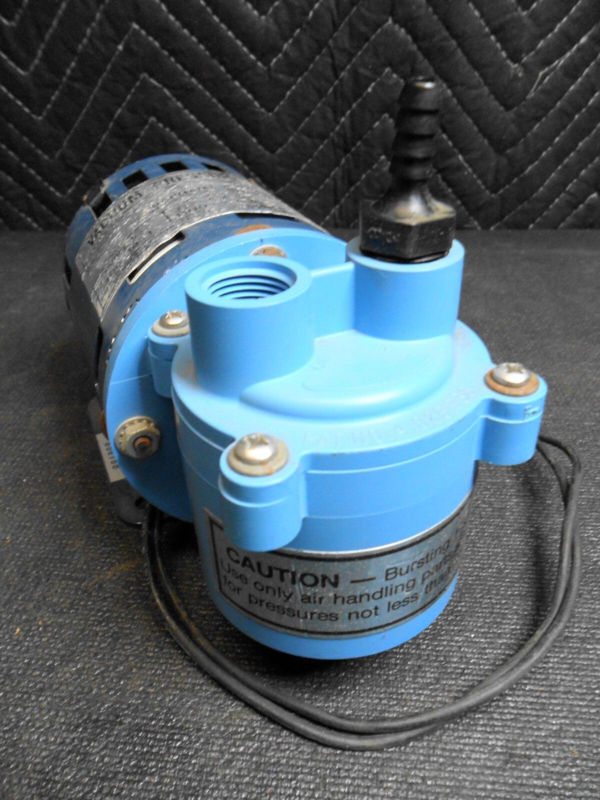 Barnant 400-1911 Vacuum Pressure Pump 1100 cu.in./min 115VAC 1.1A