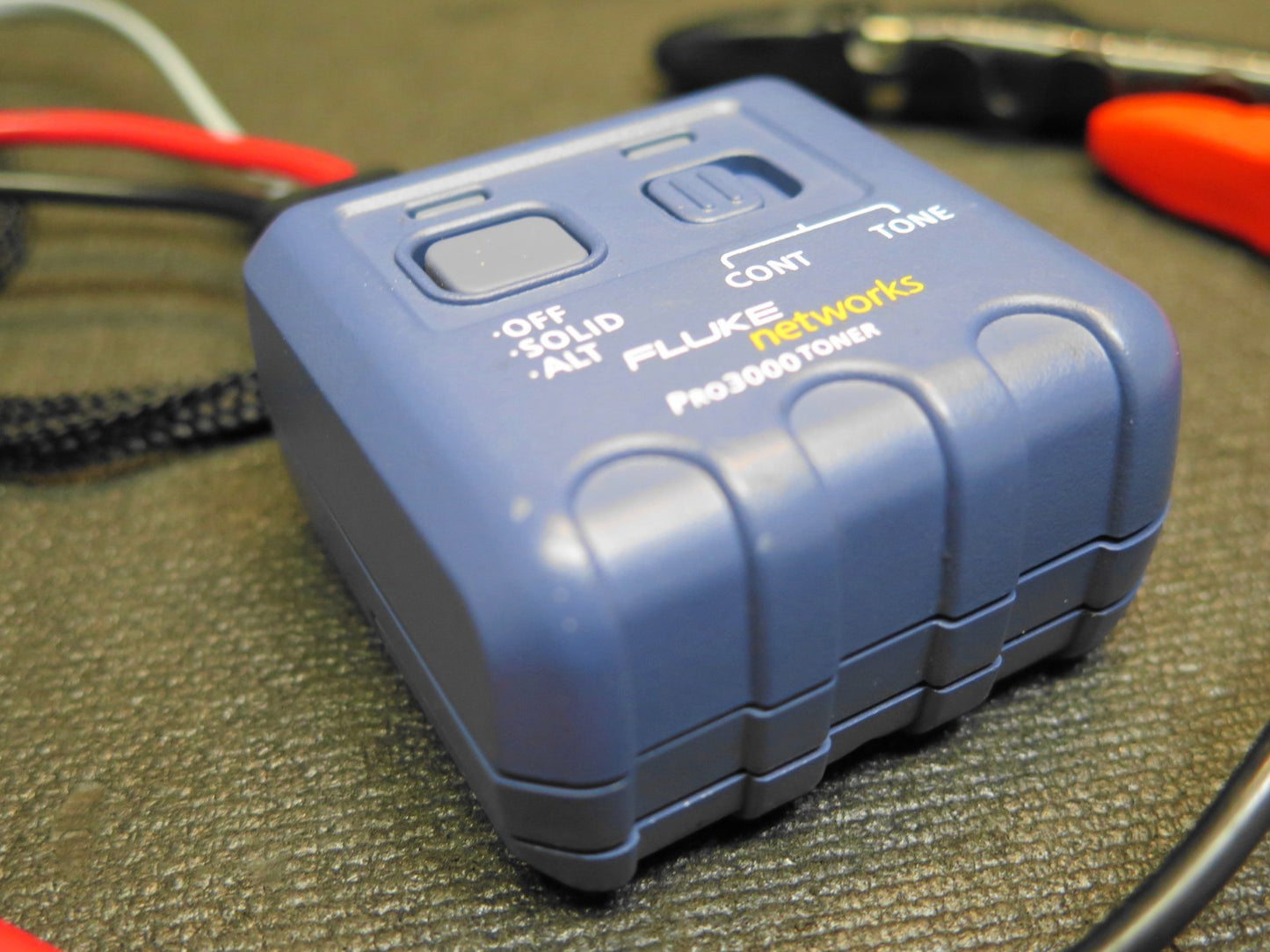 Fluke Networks Pro3000 Toner Tester Tone Generator