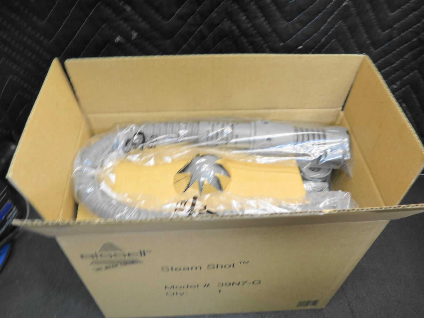 BISSEL Steam Shot Hand Held Steamer Cleaner - New in Box - 39N7-G