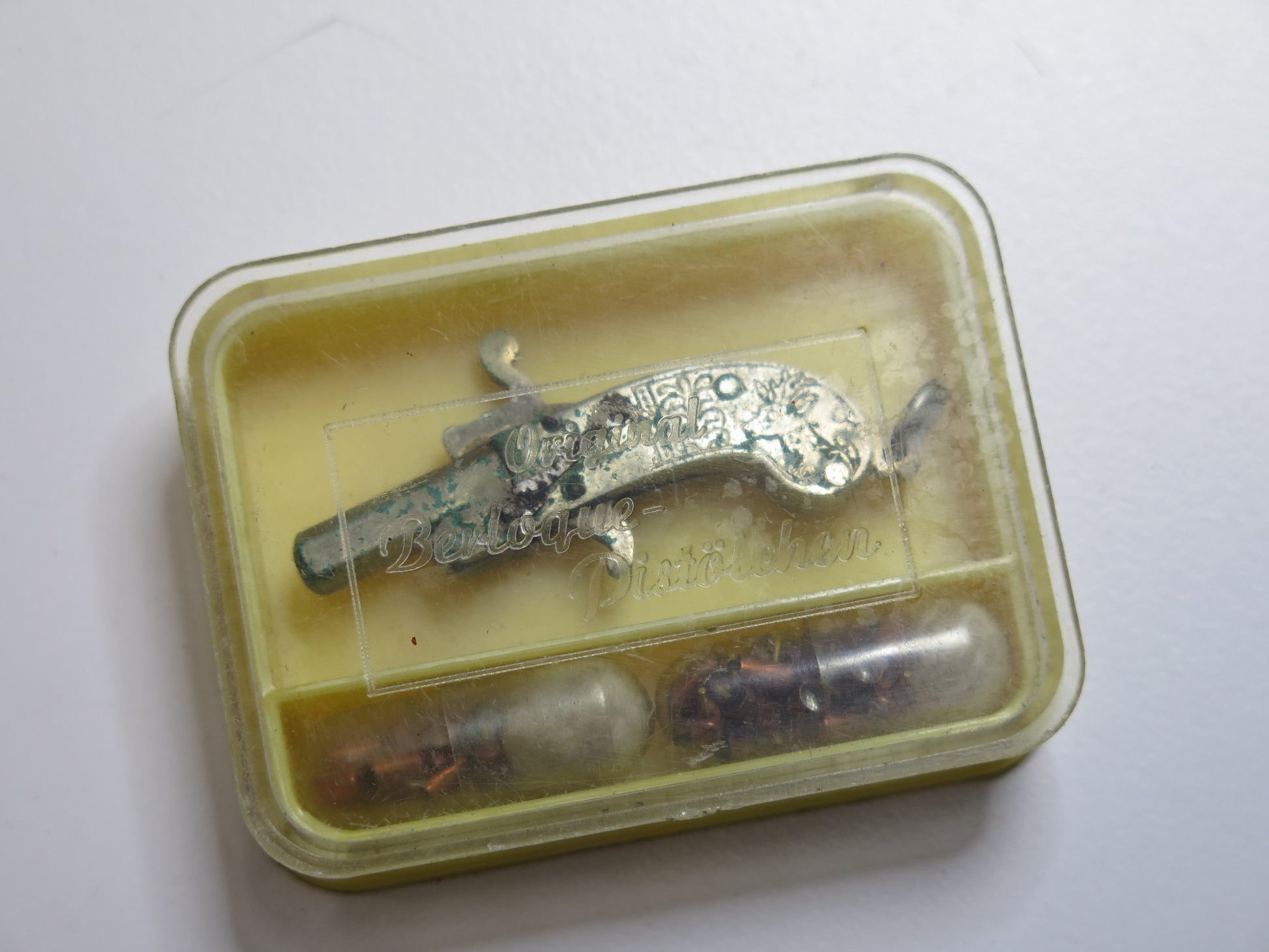 ANTIQUE VTG MINIATURE BERLOQUE PISTOLCHEN FOB CAP TOY IN BOX w/ Caps